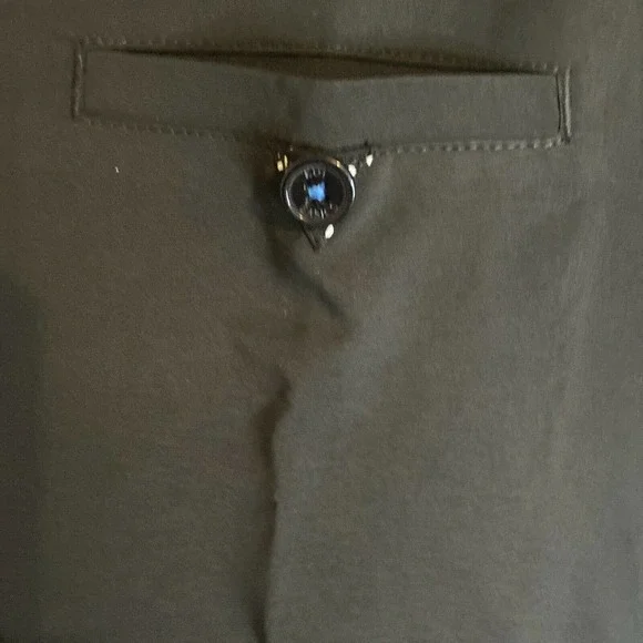 Koi Basics Scrub Top Kade 1011 V-Neck Black Medium - Picture 3 of 8